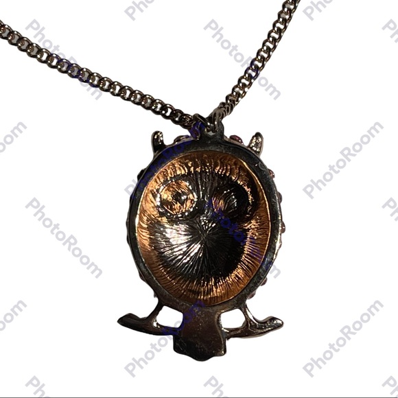 Betsey Johnson owl pendant filled with rhinestones on beautiful chain - Picture 8 of 11